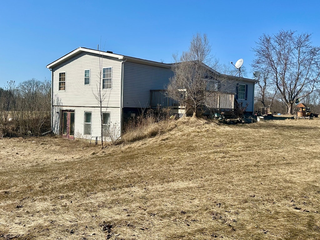 view of property exterior