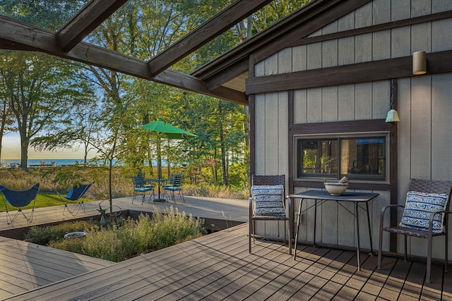 view of deck at dusk