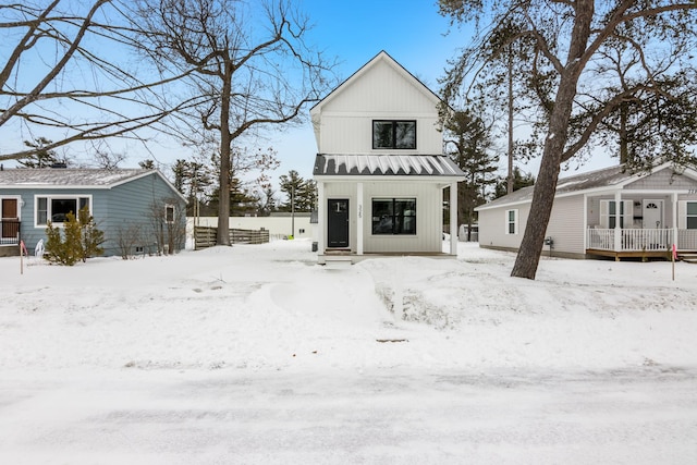 Listing photo 2 for 325 Hamilton St, Traverse City MI 49686