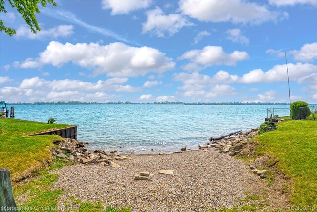 407 Westminister St, Marine City, MI 48039 - water view