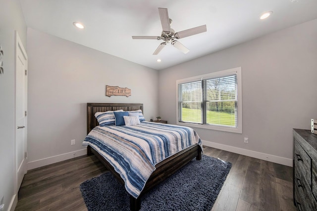 bedroom featuring recessed lighting, baseboards, a ceiling fan, and dark wood-style flooring