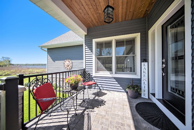 balcony with a porch