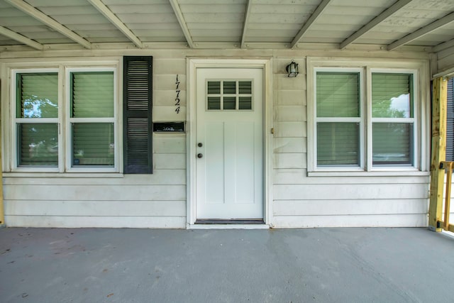 view of property entrance