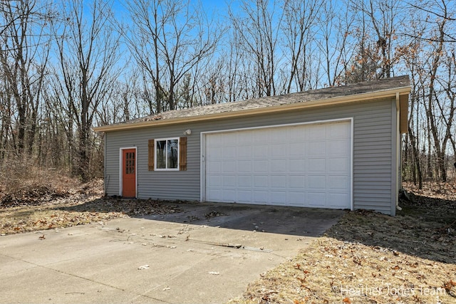 view of detached garage