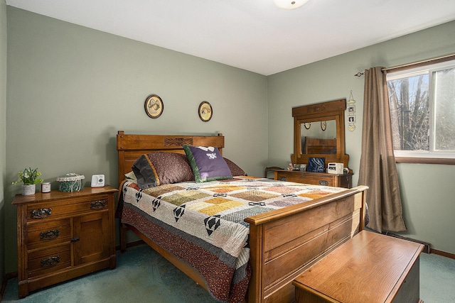 view of carpeted bedroom