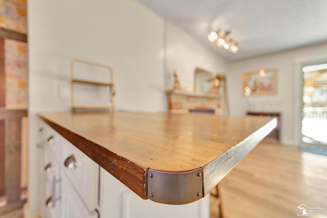 dining room with light wood-type flooring