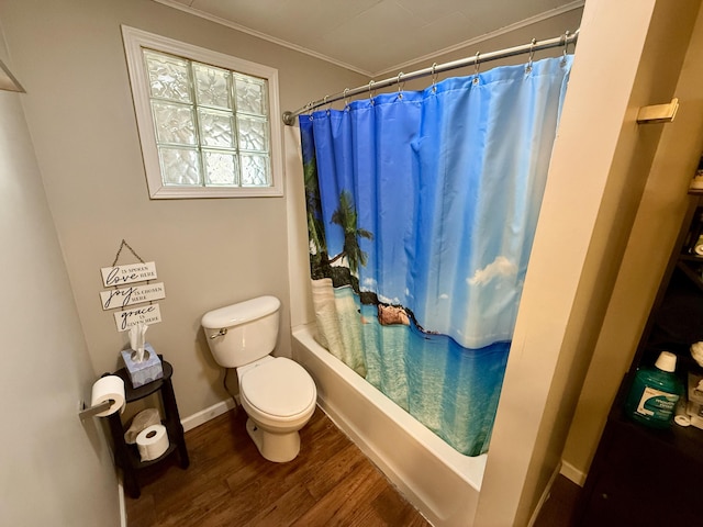 full bathroom featuring toilet, shower / tub combo, baseboards, and wood finished floors