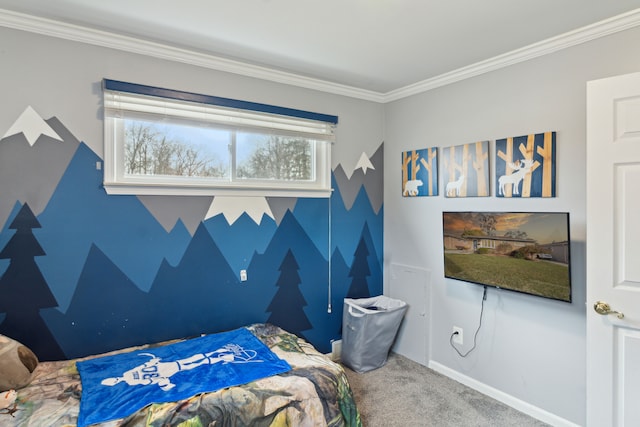 bedroom featuring baseboards, carpet, and crown molding