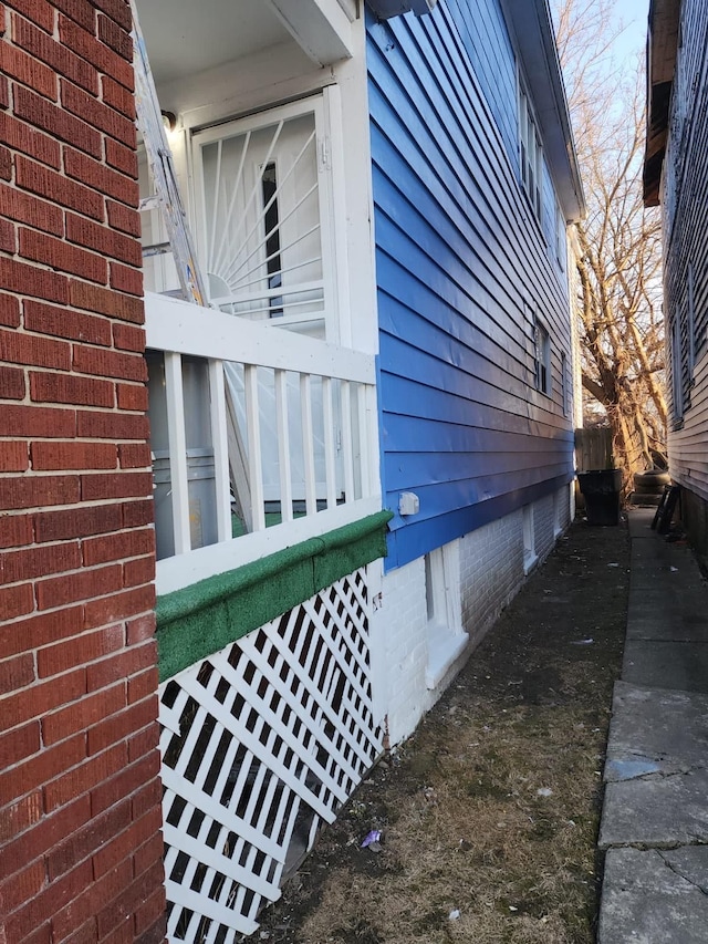 view of home's exterior