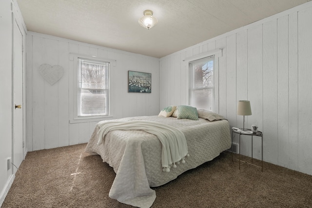 bedroom featuring carpet floors