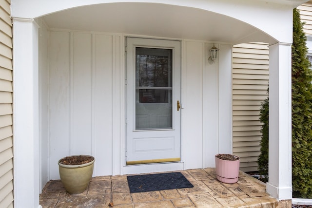 view of entrance to property