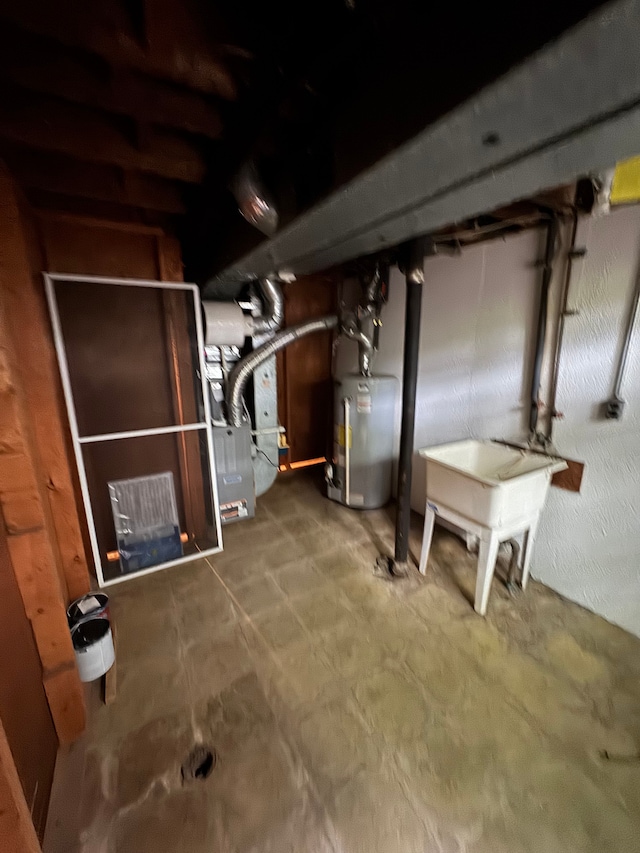 45577 Kensington St, Utica, MI 48317 - unfinished basement with water heater and heating unit