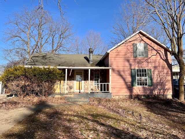 view of front facade featuring covered porch