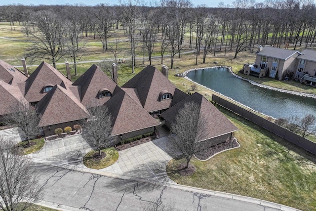 bird's eye view with a water view