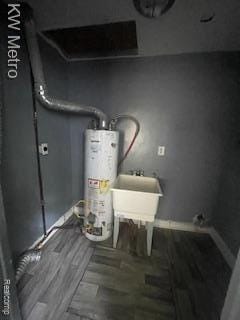 6390 Faust Ave, Detroit, MI 48228 - utility room with gas water heater and a sink