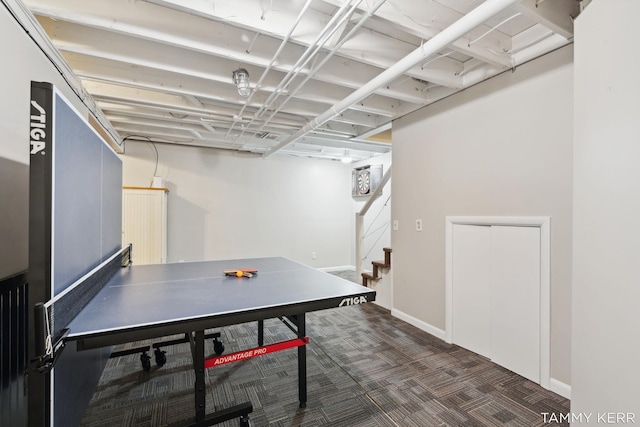 playroom with carpet and baseboards