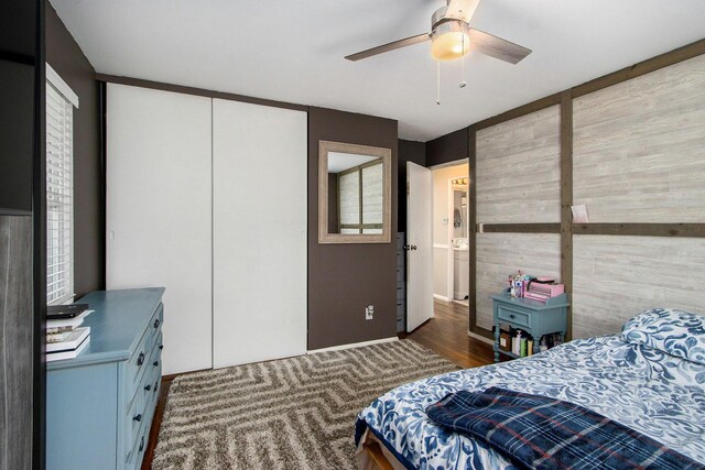 bedroom with a ceiling fan