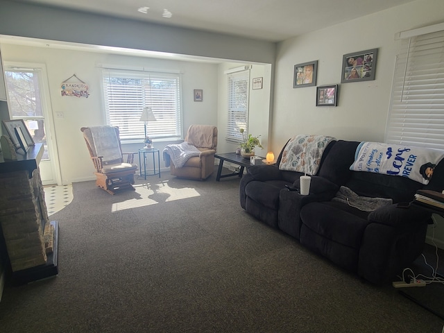 living room with carpet flooring