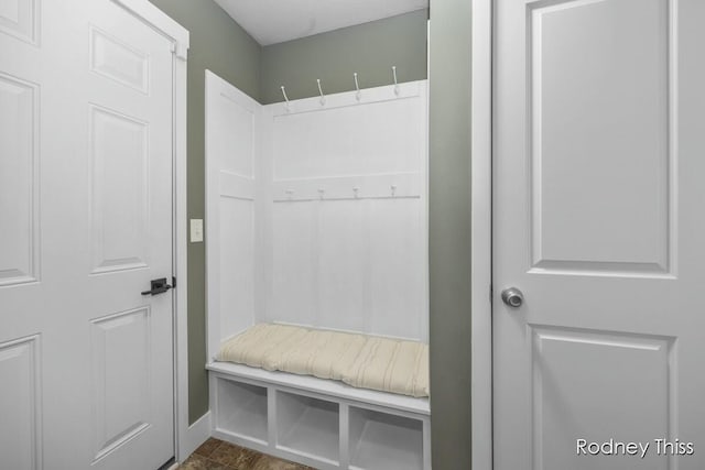 mudroom featuring baseboards