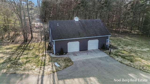 view of detached garage