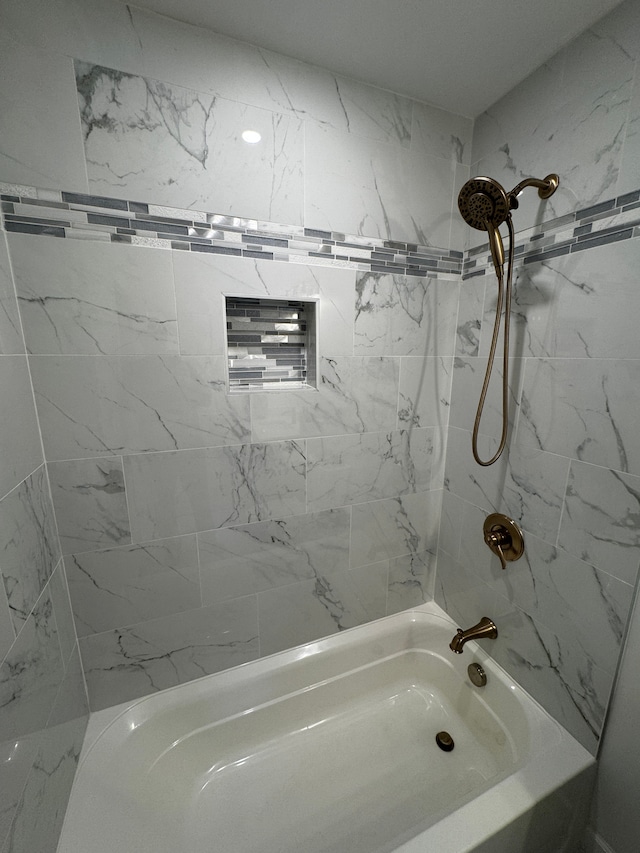 520 E Evelyn Ave, Hazel Park, MI 48030 - bathroom with bathtub / shower combination