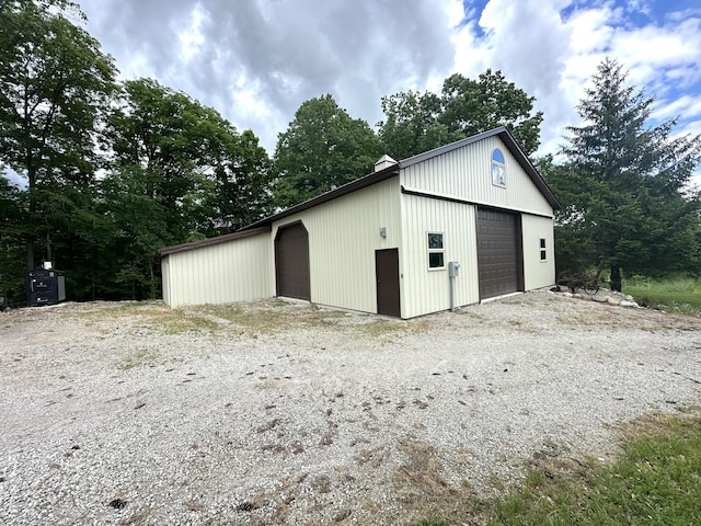 view of detached garage