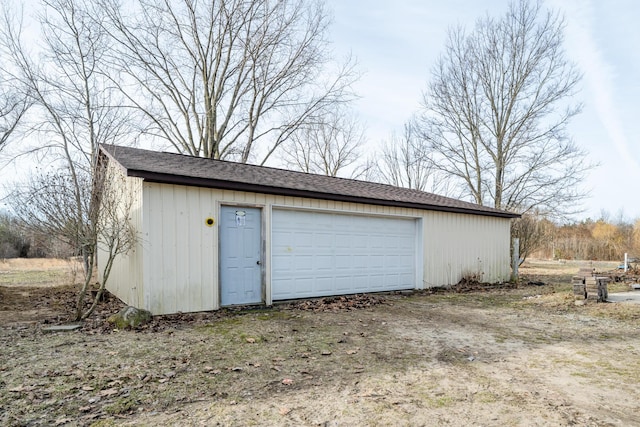 view of detached garage