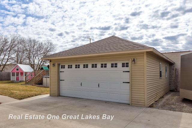 view of detached garage