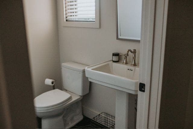 72460 Henry D Dr, Romeo, MI 48065 - half bathroom with toilet