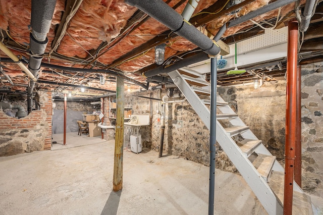 view of unfinished basement