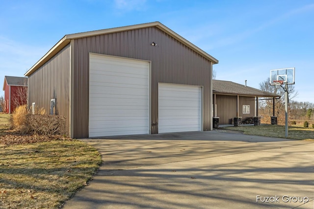 view of detached garage