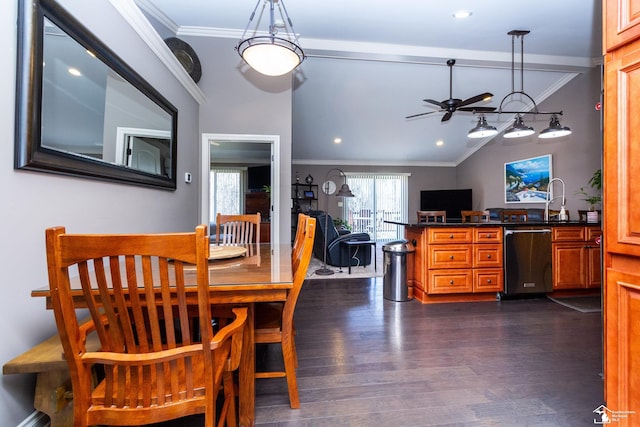 dining area featuring dark wood-style flooring, ceiling fan, and crown molding