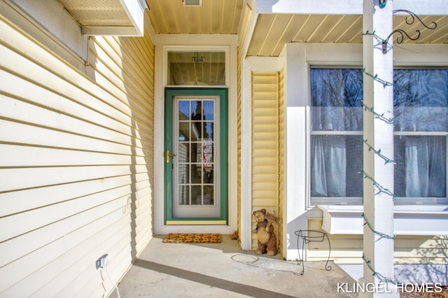 view of doorway to property