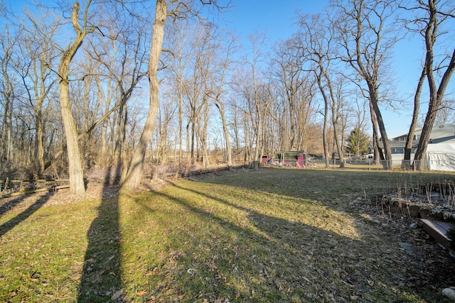 view of yard featuring fence