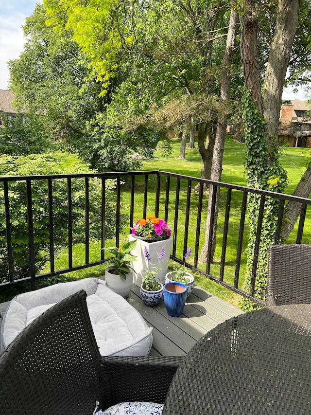 1920 Pine Ridge Ln, Bloomfield Hills, MI 48302 - view of balcony