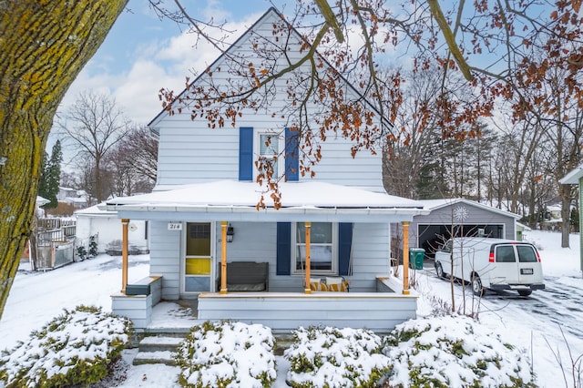 view of front of home featuring an outbuilding and covered porch