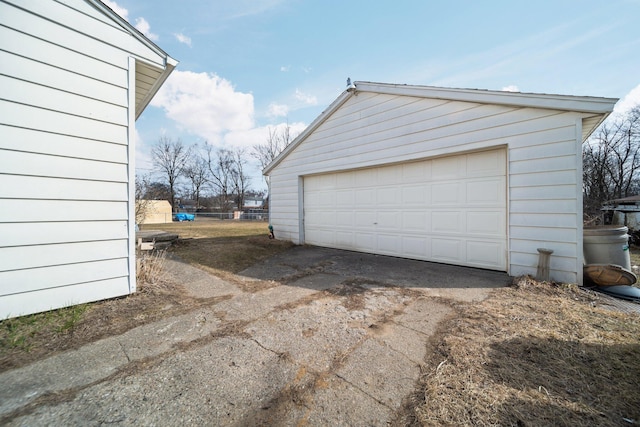 view of detached garage