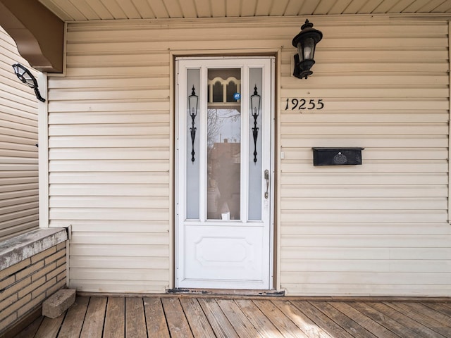 view of entrance to property