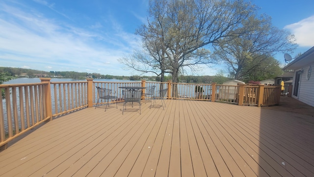 4210 Dawn Dr, Hillsdale, MI 49242 - wooden terrace featuring a water view