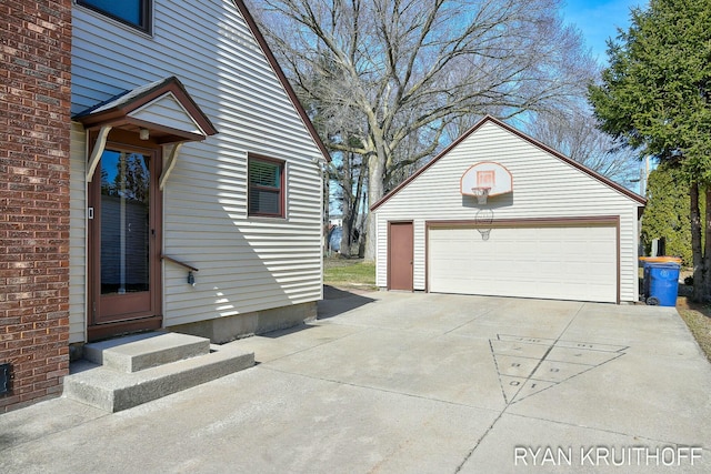 view of detached garage