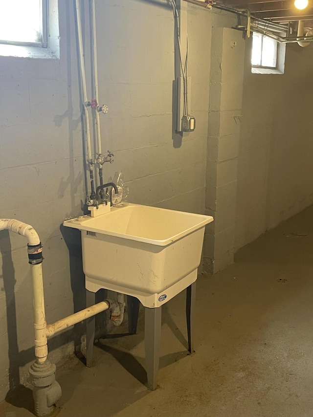 below grade area featuring a sink