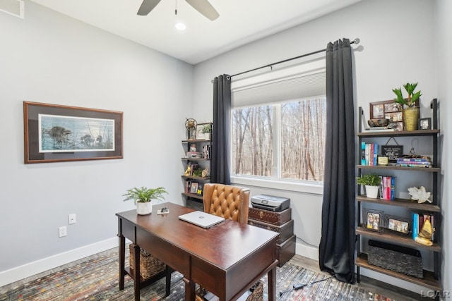 home office featuring wood finished floors, a ceiling fan, visible vents, baseboards, and recessed lighting