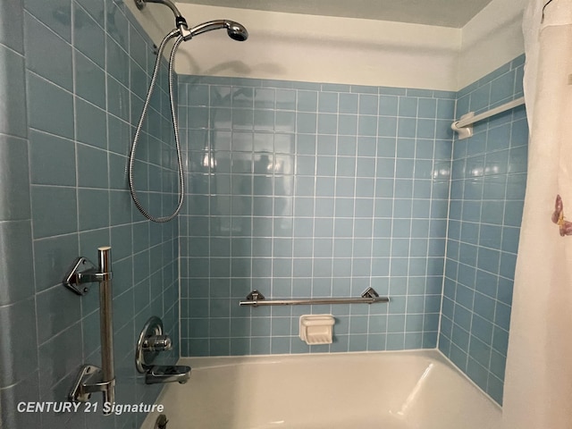 full bath with shower / bathtub combination