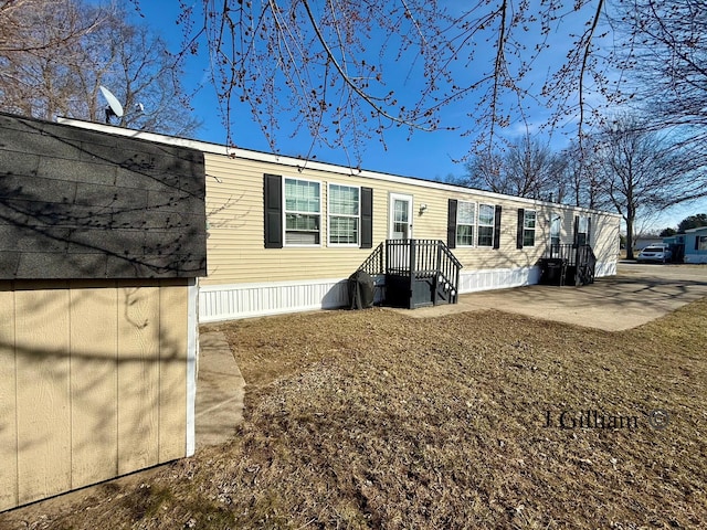 view of manufactured / mobile home