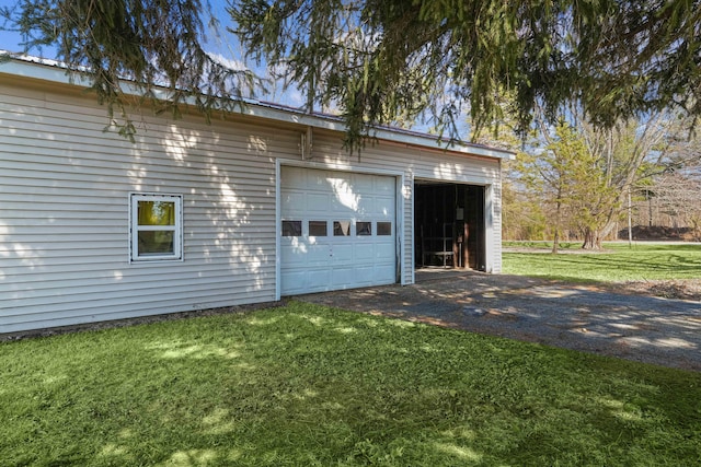 view of detached garage