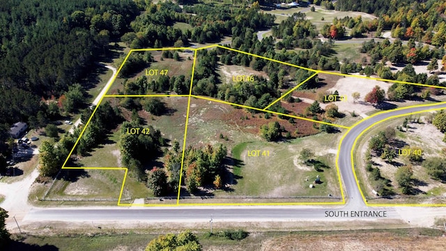 Listing photo 3 for 5956 Stagecoach Rd, Kingsley MI 49649