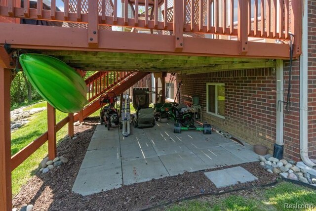 511 State St, Oxford, MI 48371 - view of patio