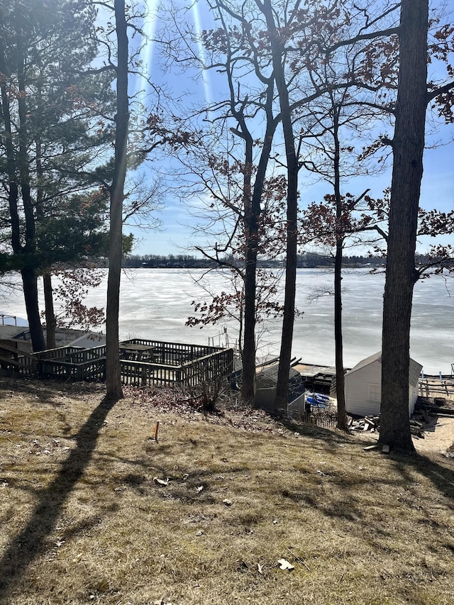 view of yard with a water view