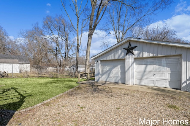 detached garage with fence