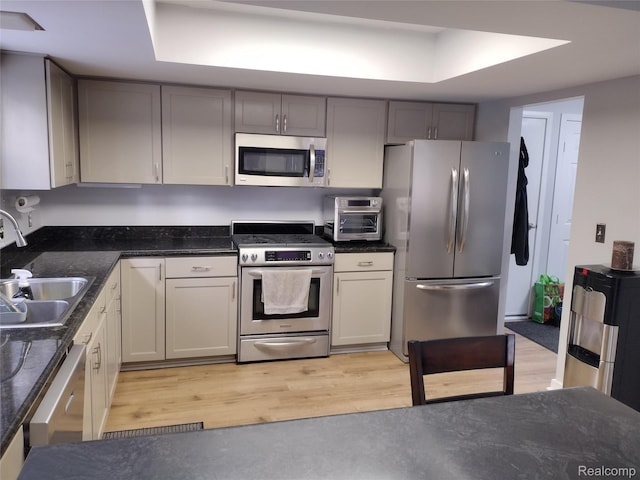 2287 Forest Gln W, West Bloomfield, MI 48324 - photo 2